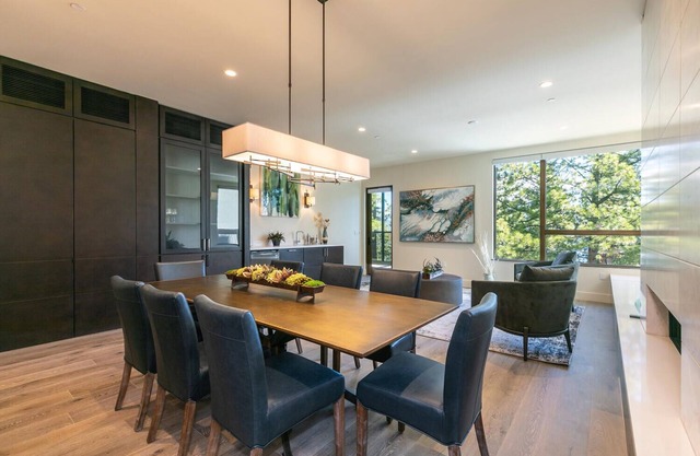 Crystal Bay Retreat 204 Sophisticated Lake Tahoe Getaway w/Community Hot Tub