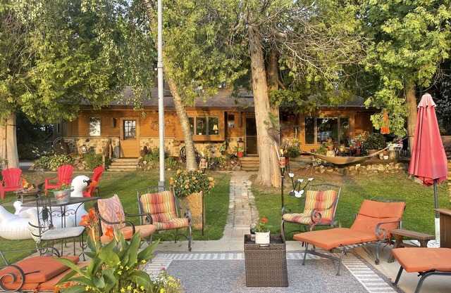 Crystal Lake , WI Home - Weekly Rental Available