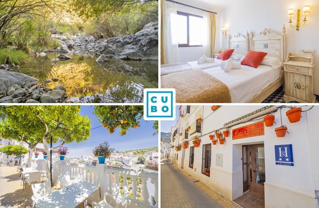 Cubo's Hostal La Plaza Room 302 with Breakfast