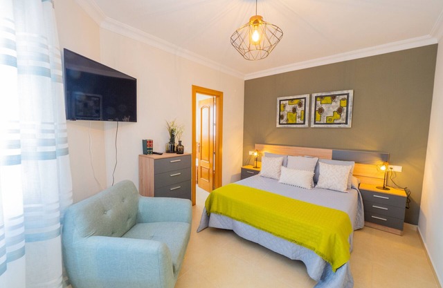 Cubo's Liberty Apartment/free wifi/urban/family/teleworking