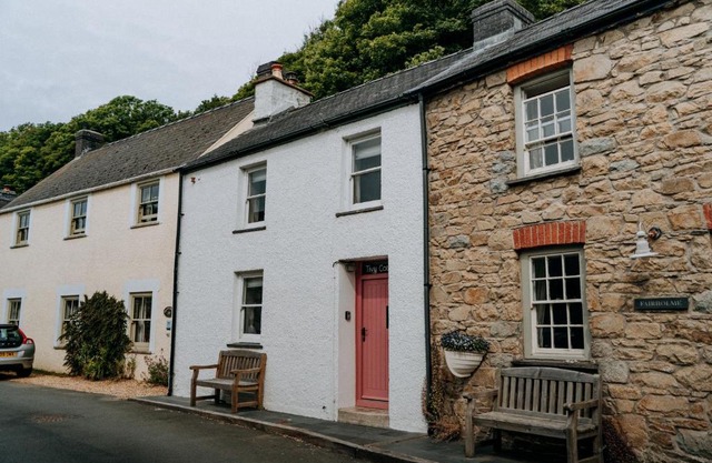 Cute and cosy 2 bed cottage in beautiful Solva
