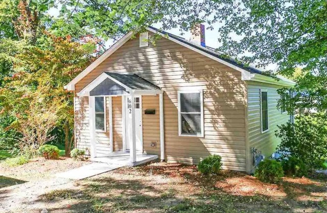 Cute Downtown Cottage in Lincolnton