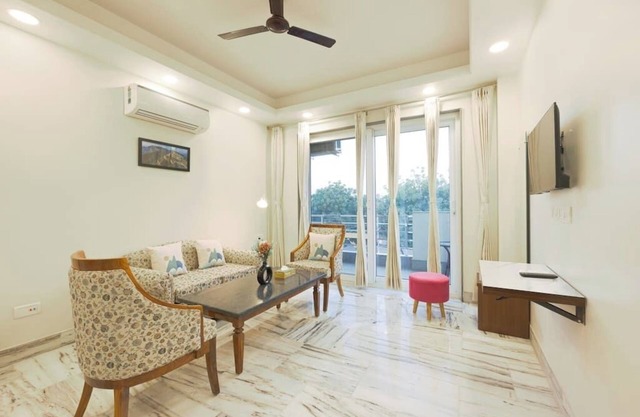 Cyber city metro retreat near Fortis