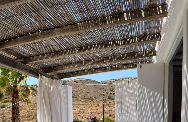 Cycladic Countryside Cottage Apartment in Paros