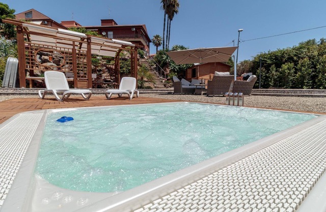 Cyclops House. Amazing View and Private mini Spa