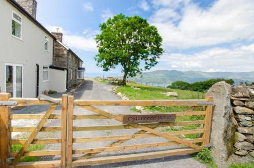 Cyfannedd Uchaf