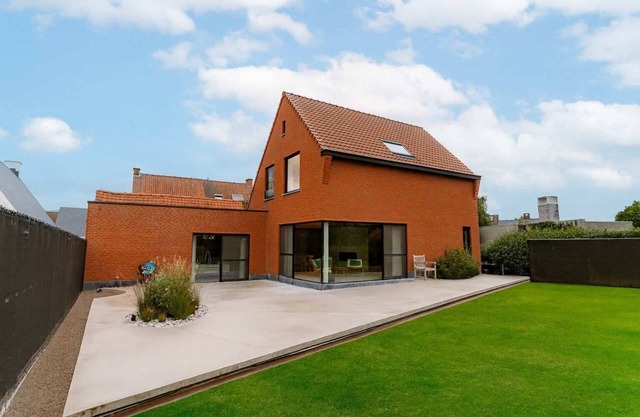 d8dd7fef-9ee8-4816-88e8-88ed582cf61d