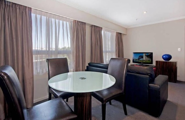 Darling Harbour 1 Bedroom Apartment at 38 Harbour St Sydney
