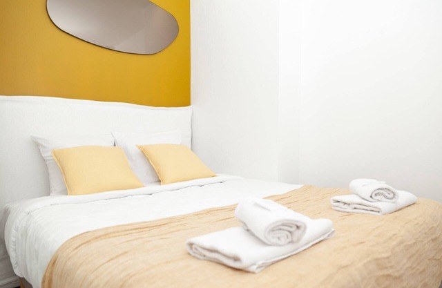 David D Angers 28 - One Bedroom Apartment, Sleeps 3
