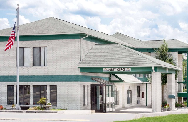 Days Inn by Wyndham Morristown