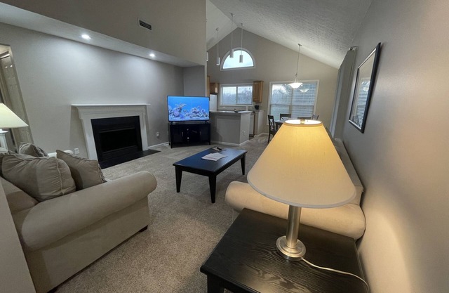 Dazzling Dublin 2 bed 2 baths!