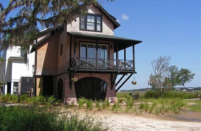 Deep Water Cottage - House was built in 2008