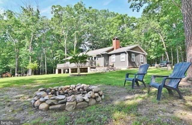 Deer Trail Cabin ~ Mtn views ~ Firepit ~ Hiking