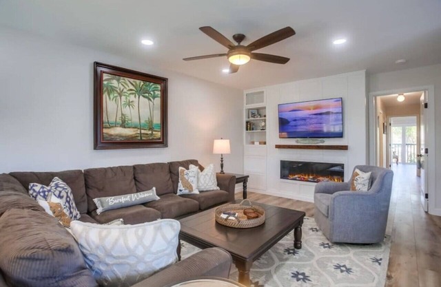 Del Mar Dream Steps to the Beach