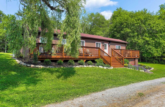 Delaware River Access: Peaceful Farm Retreat!