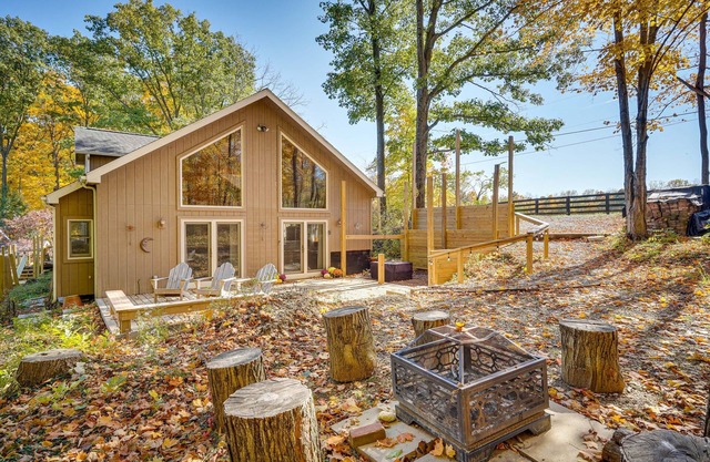 Delaware 'Wooded River Retreat' w/Views & More