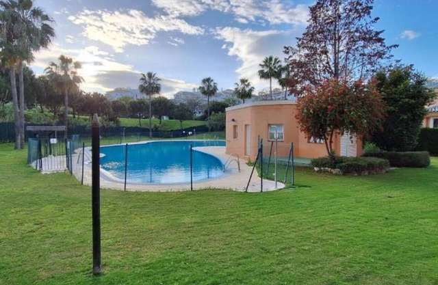 Delightful apartment with stunning view in San Luis de Sabinillas.