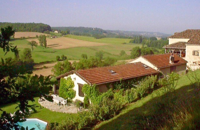 Delightful single story stone cottage with stunning south face panoramic views