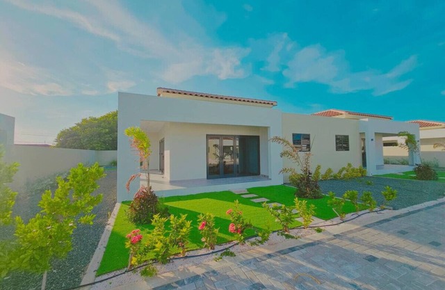 Delightful Home w/Private Pool & Beach Access!