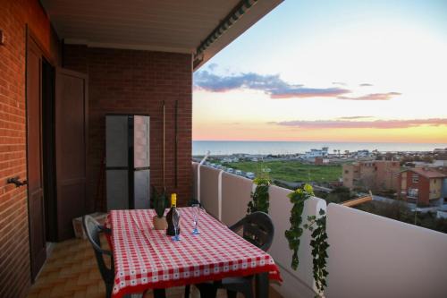 Delizioso appartamento vista mare e pineta