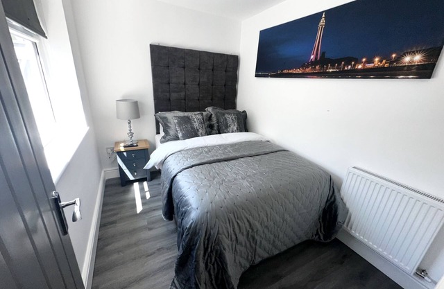 Delux suite with Hot tub and spa bath
