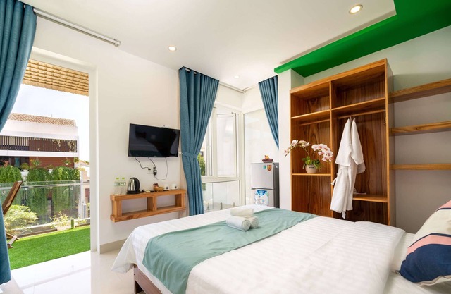 Deluxe double room with balcony - Dao tien homestay