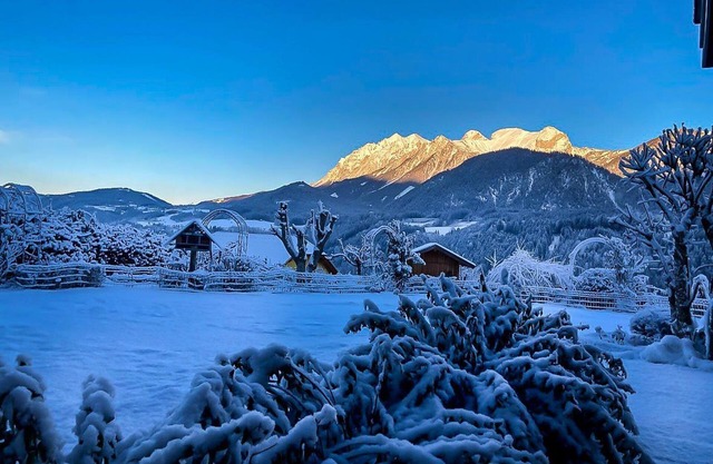 Deluxe family room breakfast - Cafe Pension Kitzer