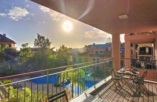 Deluxe Living by LovelyStay