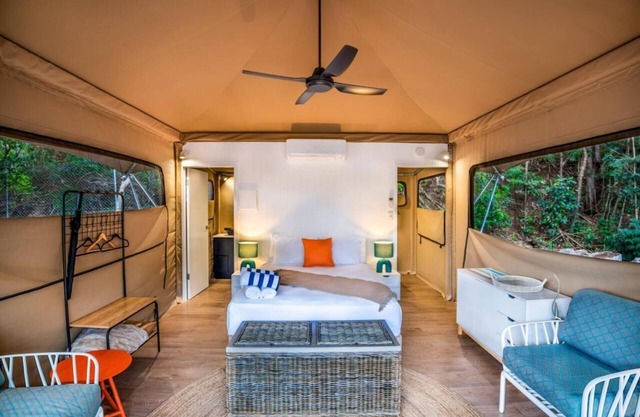 Deluxe Queen Tent 1 Nelly bay