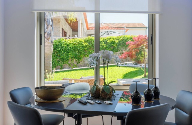 Deluxe Villa Home, Peace & Spa