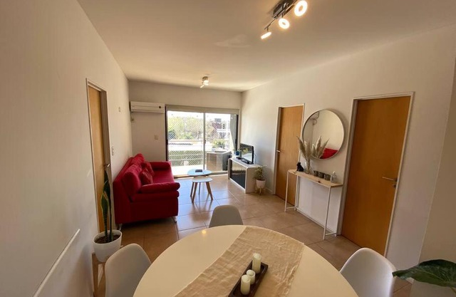 Departamento centrico en Tigre con Piscina y cochera incluida