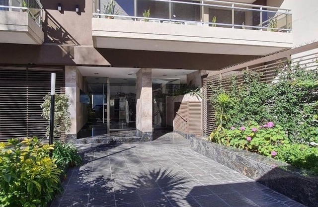 Departamento de categoría a 1 cuadra del metro