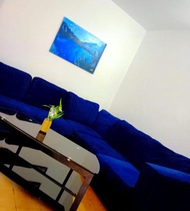 Departamento Economic con patio