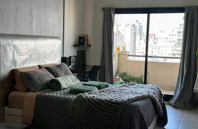 Departamento en alquiler sobre Av. Belgrano en Monserrat Buenos Airesn