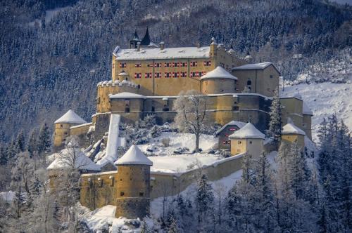 Der Burgblick-Adults Only