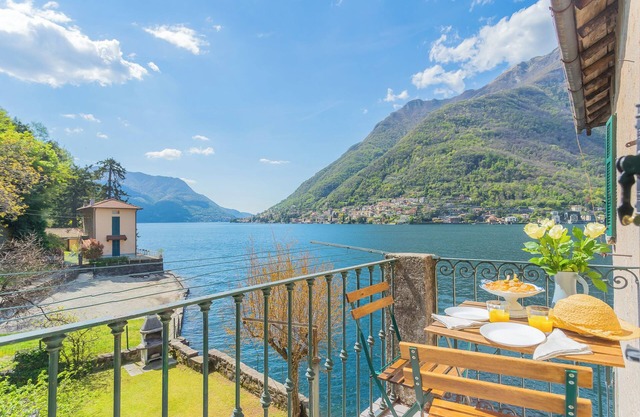 Deriva Apartment on Careno's Beach