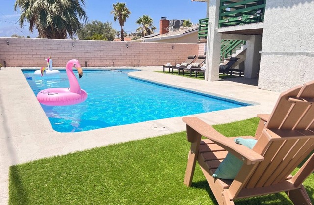 Desert Getaway by Palm Springs!