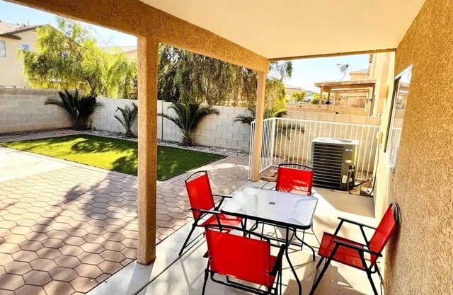 Desert Haven with Modern Touches – Your Tucson Home Away from Home