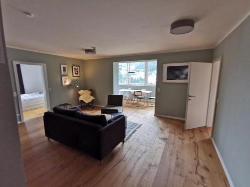 Design Apartments mit Pool und fantastischem Ausblick