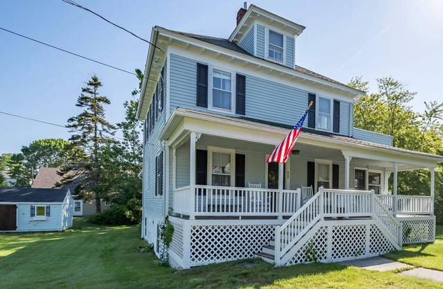 Desirable Rye Beach House Location