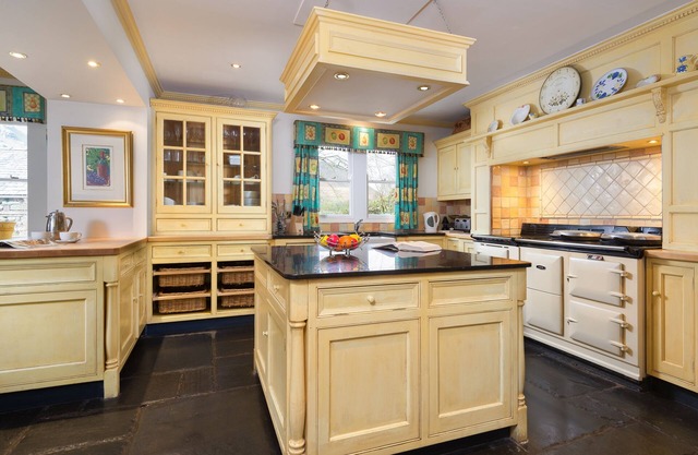 Detached house for 10+ in Grasmere surrounded by spectacular views