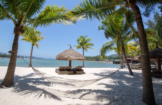 Diamond Bay Resort and Spa