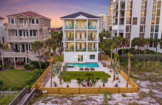 Diamond in the Dunes - Huge Beachfront Vacation Home with Large Pool Area & Ocean Views