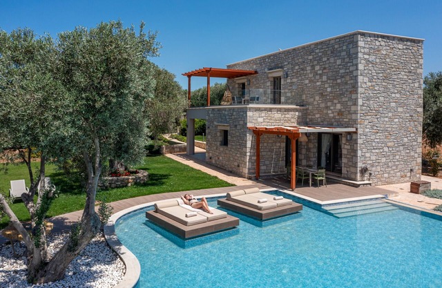 Diktamos villa,huge private pool,Garden