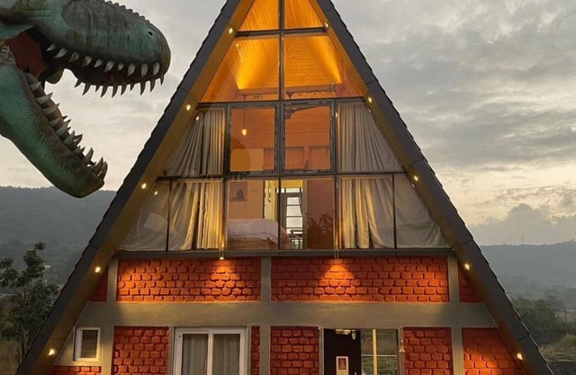 Dinosaur Resort Lonavala