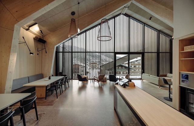 Dips&Drops – SUPERIOR HOTEL · SPORTS · SPA · RESTAURANTS