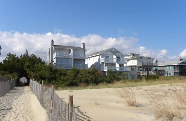 Direct Ocean Front Townhouse w/multiple decks updated & gorgeous