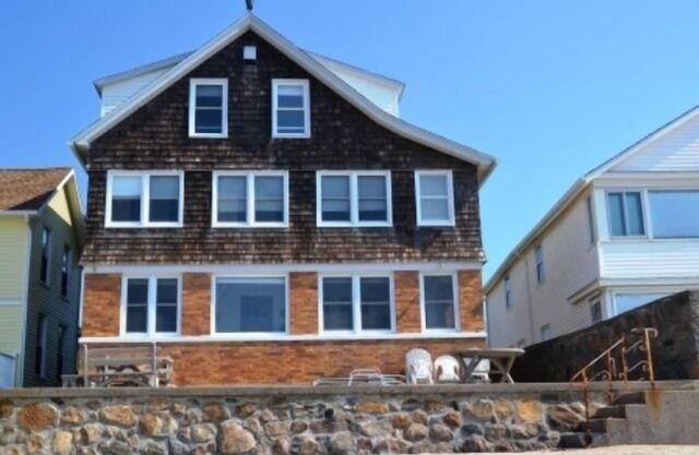 DIRECT WATERFRONT PRIVATE BEACH