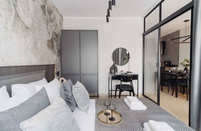 Discover stay in city center with SPA access