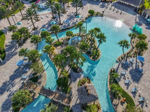 Disney Magic ChampionsGate Resort House 15 min from Disney World, with Club House, 7 Pools and Water Park